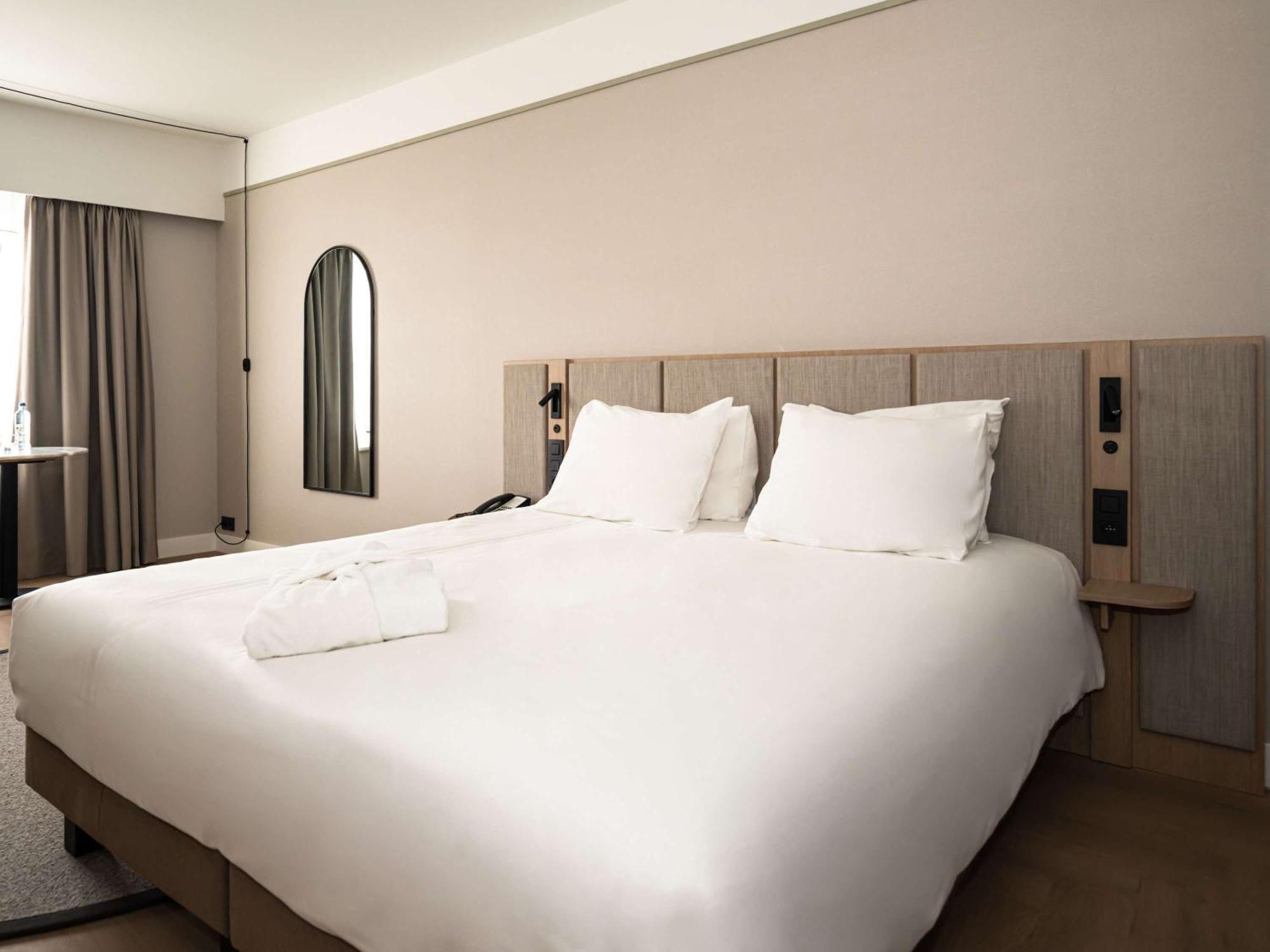 เมอร์เคียว ลีช ซิตี้เซ็นเตอร์ Hotel เลียจ ภายนอก รูปภาพ