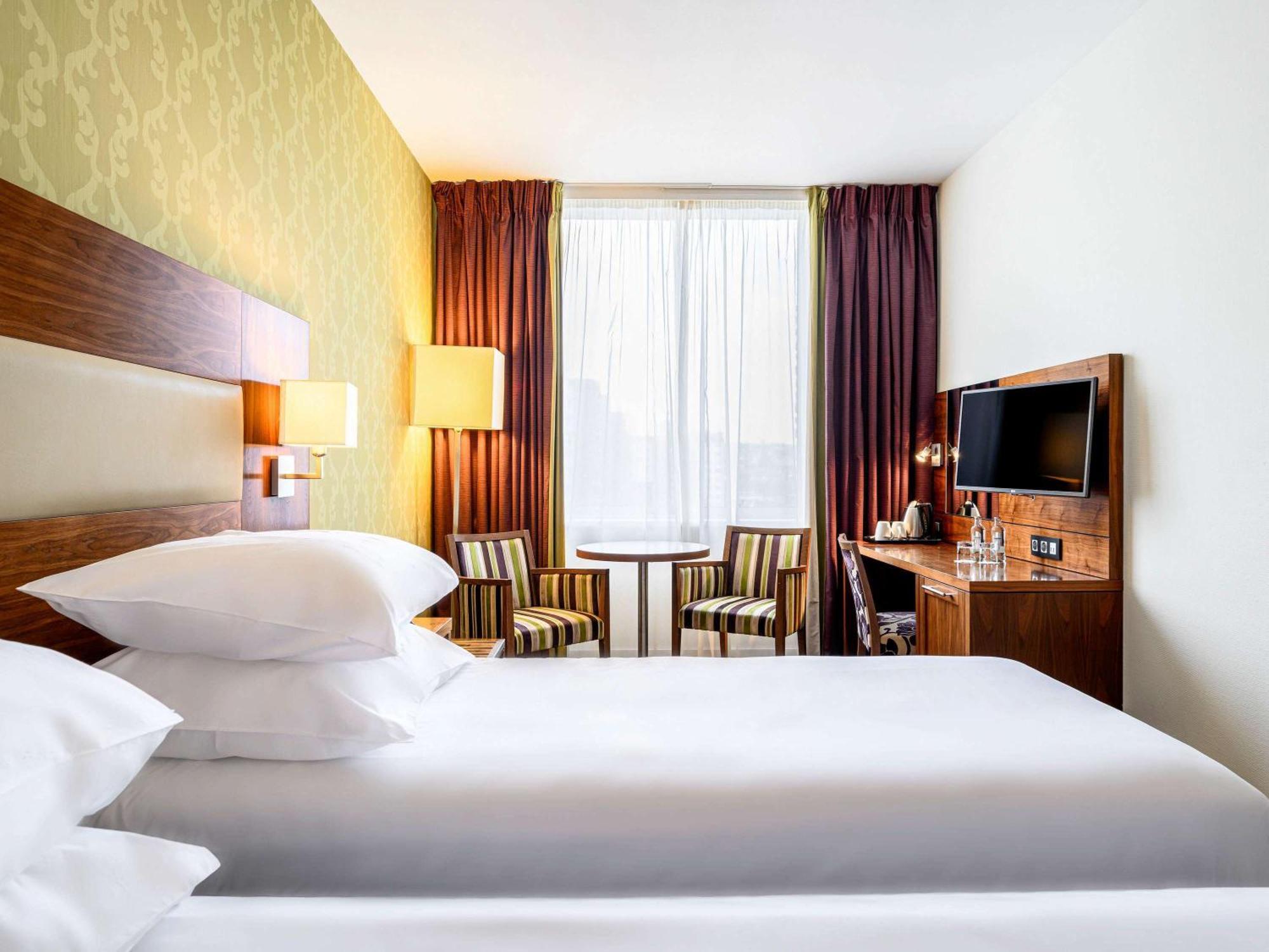 เมอร์เคียว ลีช ซิตี้เซ็นเตอร์ Hotel เลียจ ภายนอก รูปภาพ